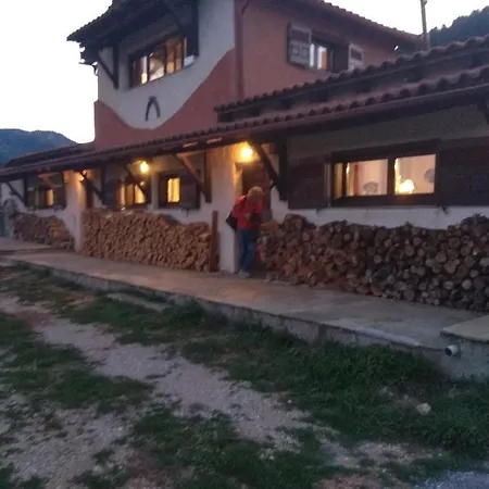 Eleni Country 1 *