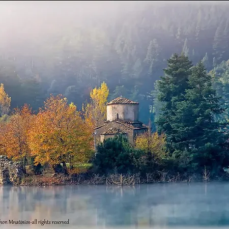 Eleni Country 1